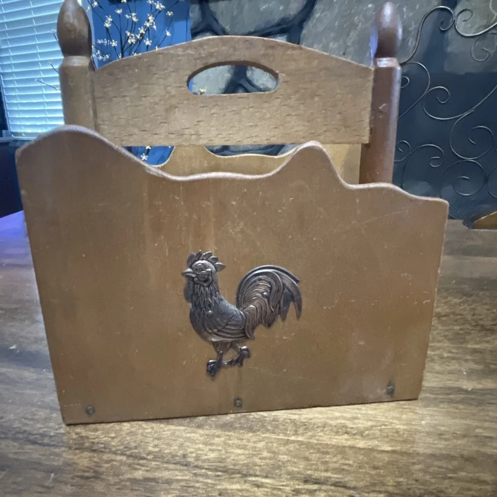 Vintage Rooster Chicken Metal and Wood Letter Or Napkin Holder Farm Country